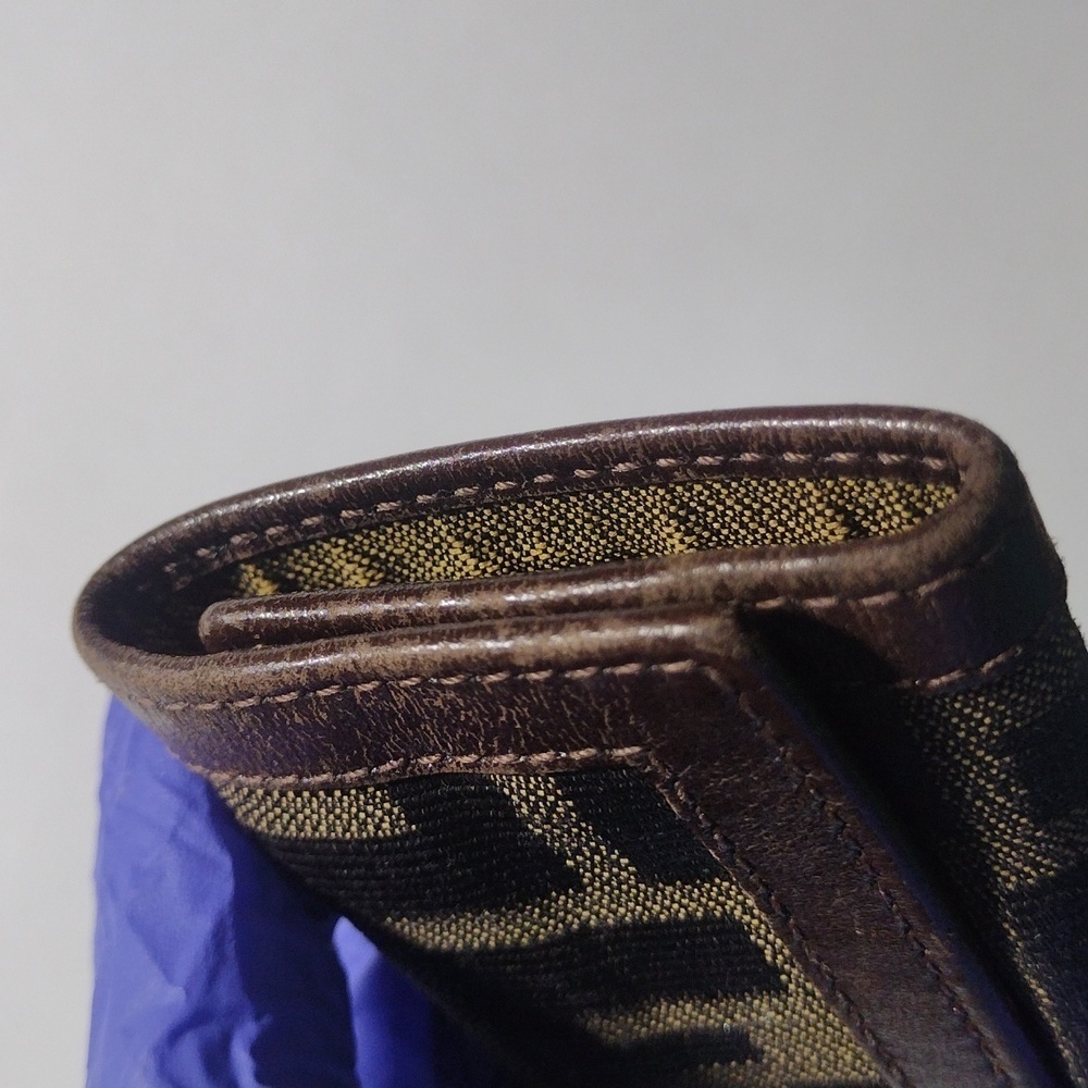 Vintage Fendi Zucca Monogram Leather Key Case – 6 Hooks Luxury Broen Wallet #02 - Picture 7 of 10